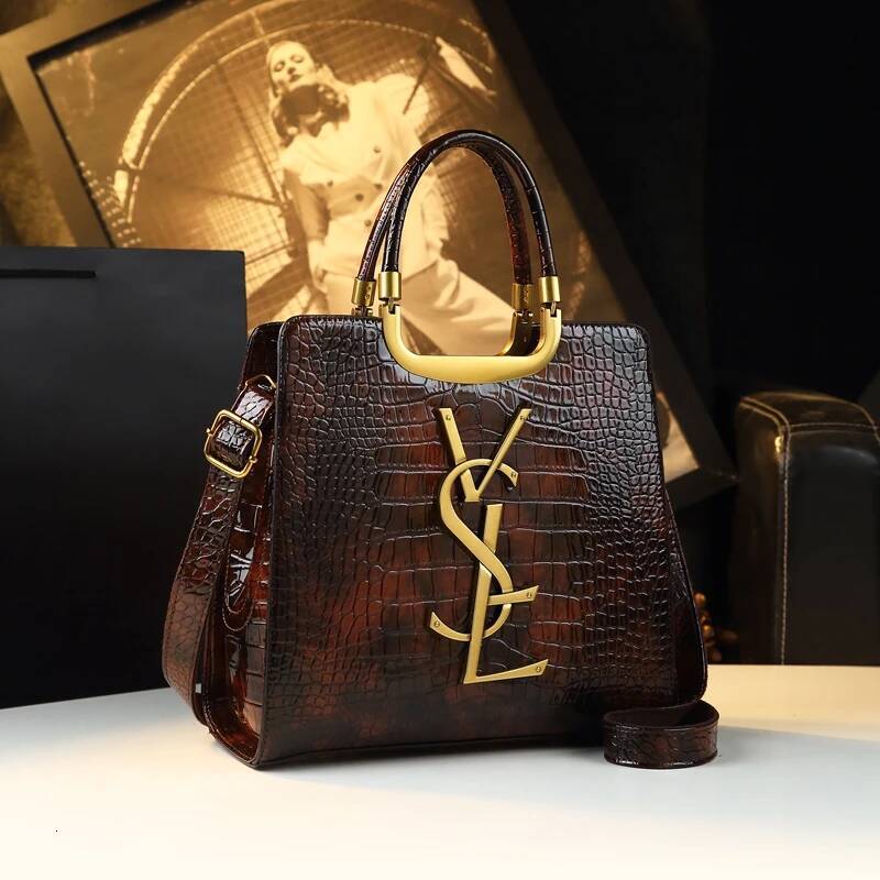 High-grade light handbag 2024 new autumn and winter fashion Tote bag women's crocodile print single shoulder crossbodybag