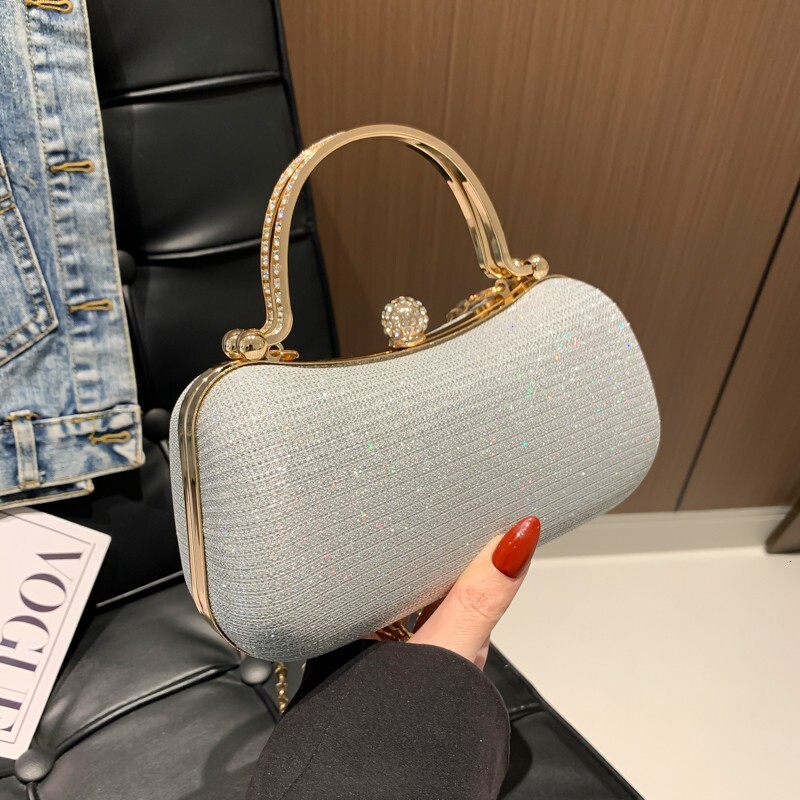 New Fashion Women s Bag Exquisite Simple Fashion Small Bag Lock fashion Shoulder Chain Crossbody Bag Designer fashion Women s Shoulder Bag