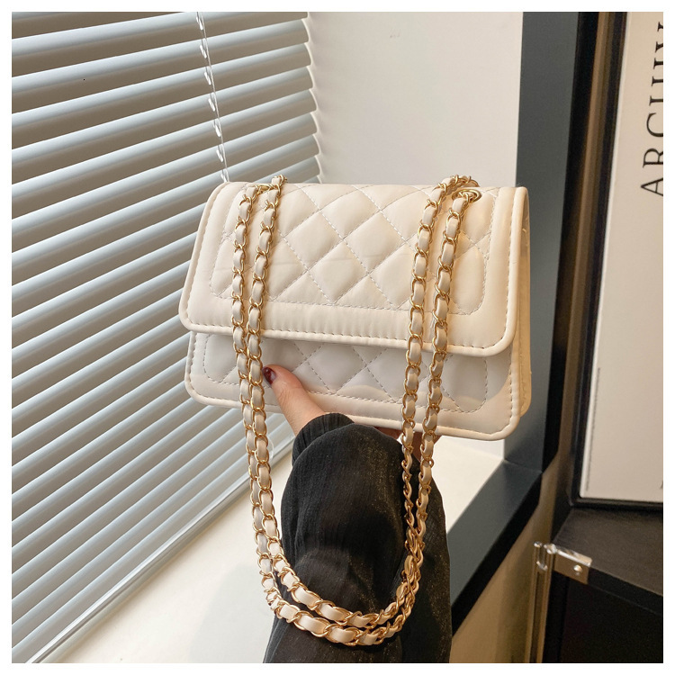 New Fashionable Casual Embossed Handbag Commuter Bag Free Delivery Simple Grid Designer Chain Armband Single Shoulder Crossbody Bag Shopping Bag For W