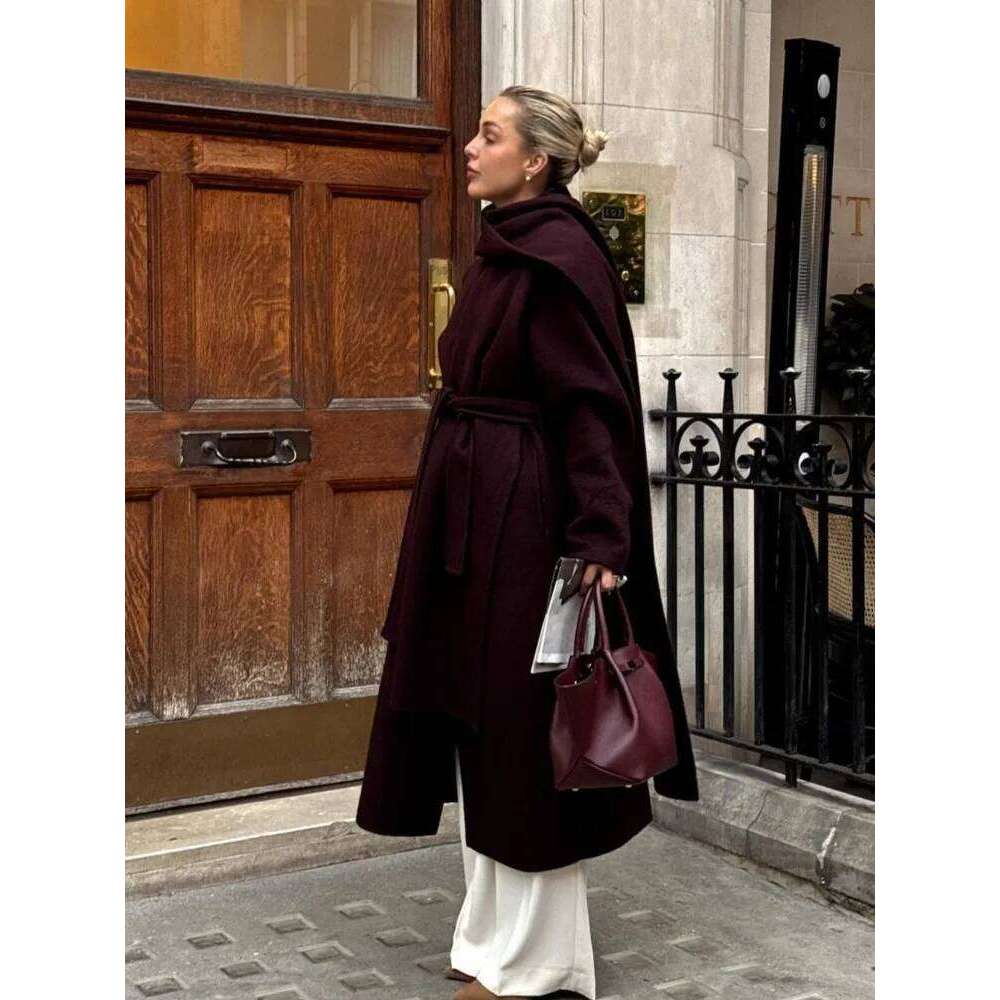 Coats Designer Women With Scarf Long Woolen Coat Dark Red Belt Lace Up Waist Cinching Slimming Solid Color Shawl Women Wool Overcoat Maxi Outwear Desi
