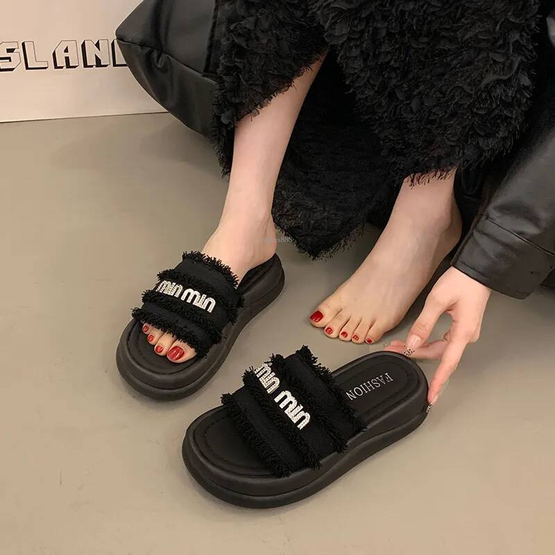 Free shipping designer Slippers Platform Outdoor beach sandals for women Silver buckle Slipper fashion Casual home flat sandals sliders slide outdoor 