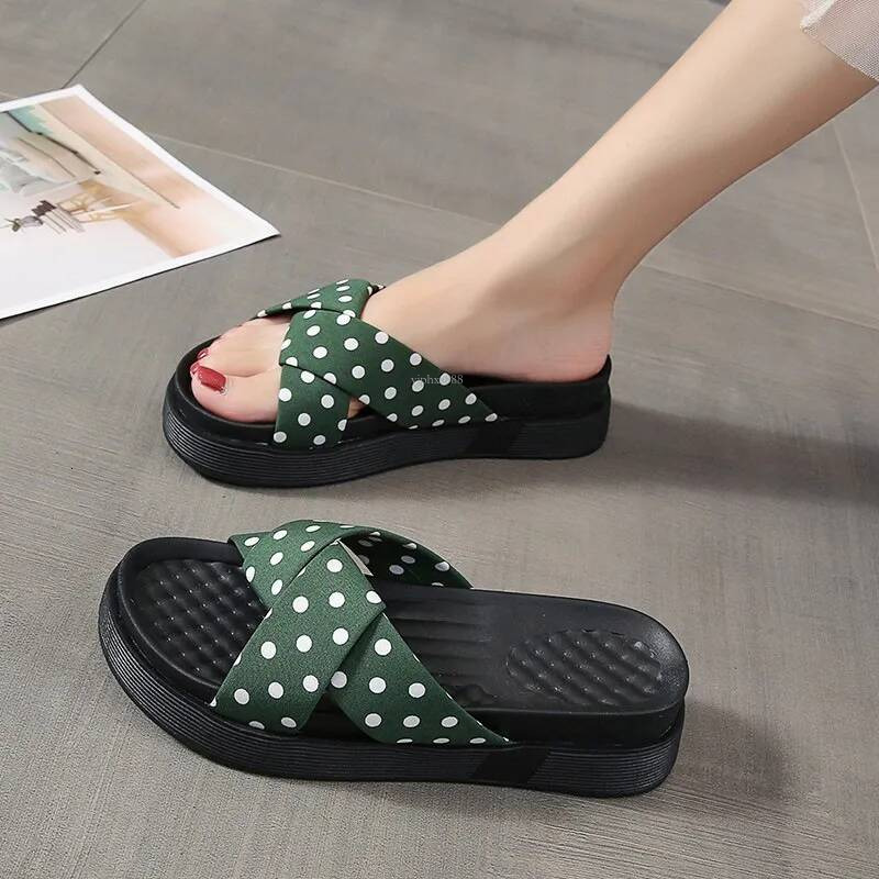 Free Outdoor Beach Shipping New Slides Designer Slippers Womans Sandals Lightweight Thick Soled Height Increasing Summer Slippers For Wearing Outside