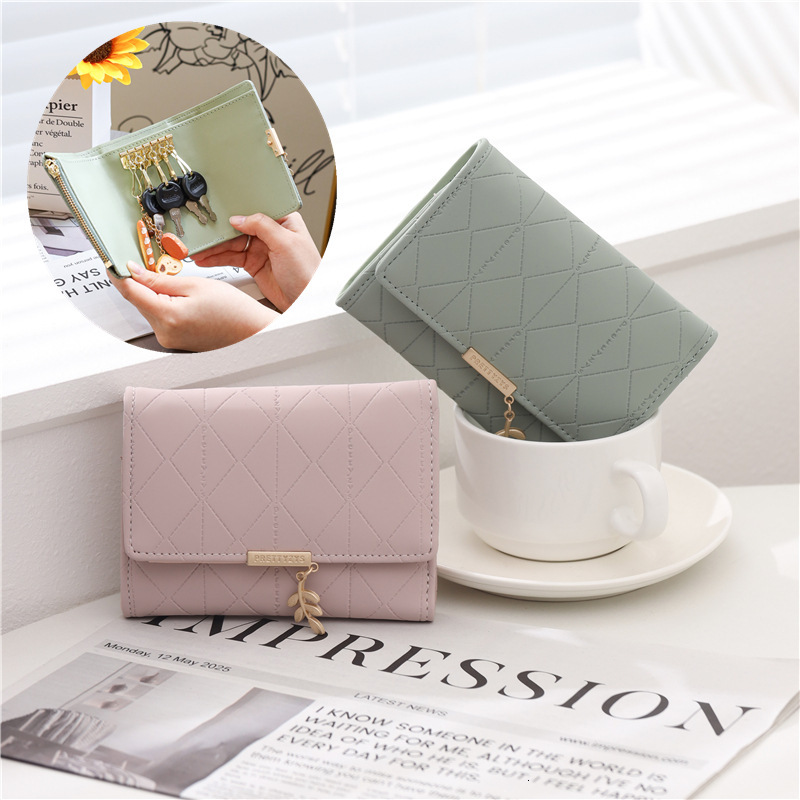 Cross border Beautiful New Solid Color fashion Grid Personalized Key Bag Small Bag fashion Multi functional Mini Coin Wallet Women s Wallet