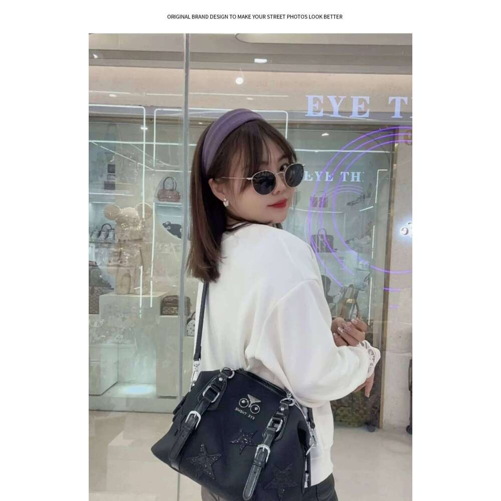 Designer Bag New Star Studded Dia Chain Leisure Large Capacity Practical Multi Purpose Women S Bag