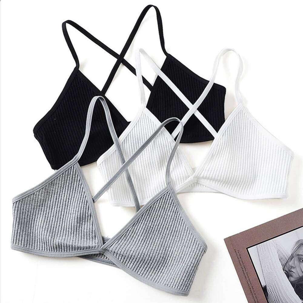 Comfort Cotton Yoga Bras For Women Thin Sport Style Unlined Bralette Sexy Deep V Triangle Cup Cross Beauty Back Bra sujetador