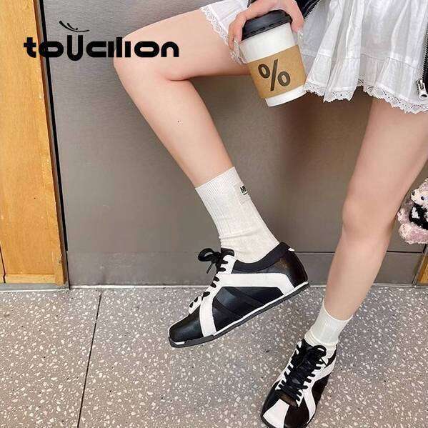 Small Square Toe Zebra Shoes 2025 New Sports And Leisure Forrest Gump Shoes Color Blocked Retro Red German Training Shoes Designer Light Luxury Women&