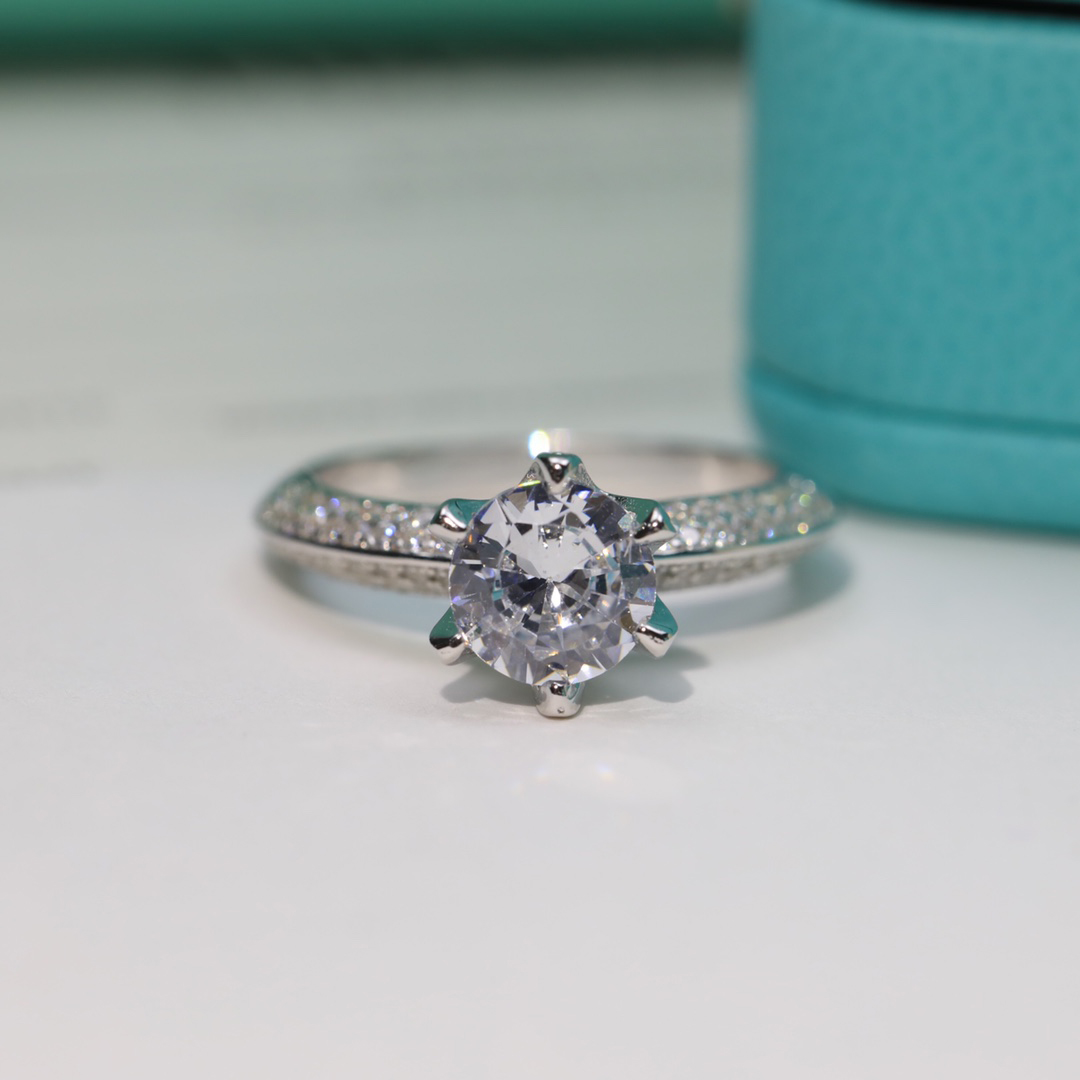 Ring designer ring luxury jewelry rings for women Alphabet diamond design fashion casual christmas gift jewelry Valentines Day gift Versatile rings szie 6-8 nice