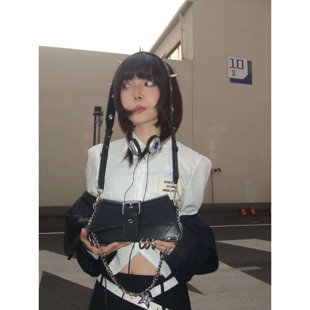 Designer Bag Black Gothic Handbag Y K Punk Leather Versatile Daily Crossbody Bag Message Tote Bags