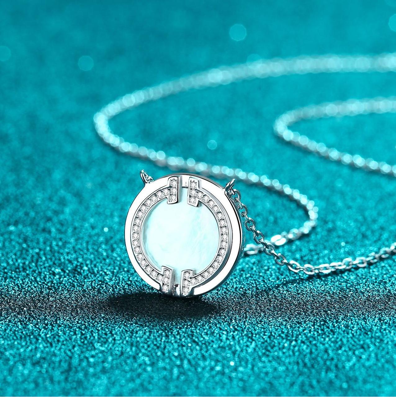 925 Sterling Silver Korean Ins Style Smile Pendant Necklace with Moissanite and Mother of Pearl Trendy TikTok Fashion Jewelry Wholesale