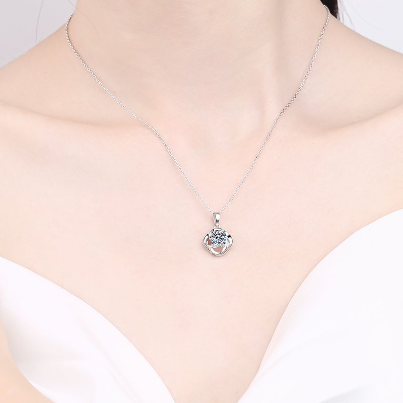 Women's 4-prong Set 1Carat Moissanite Diamond-Like Necklace Chain Accessory | Trendy & Durable