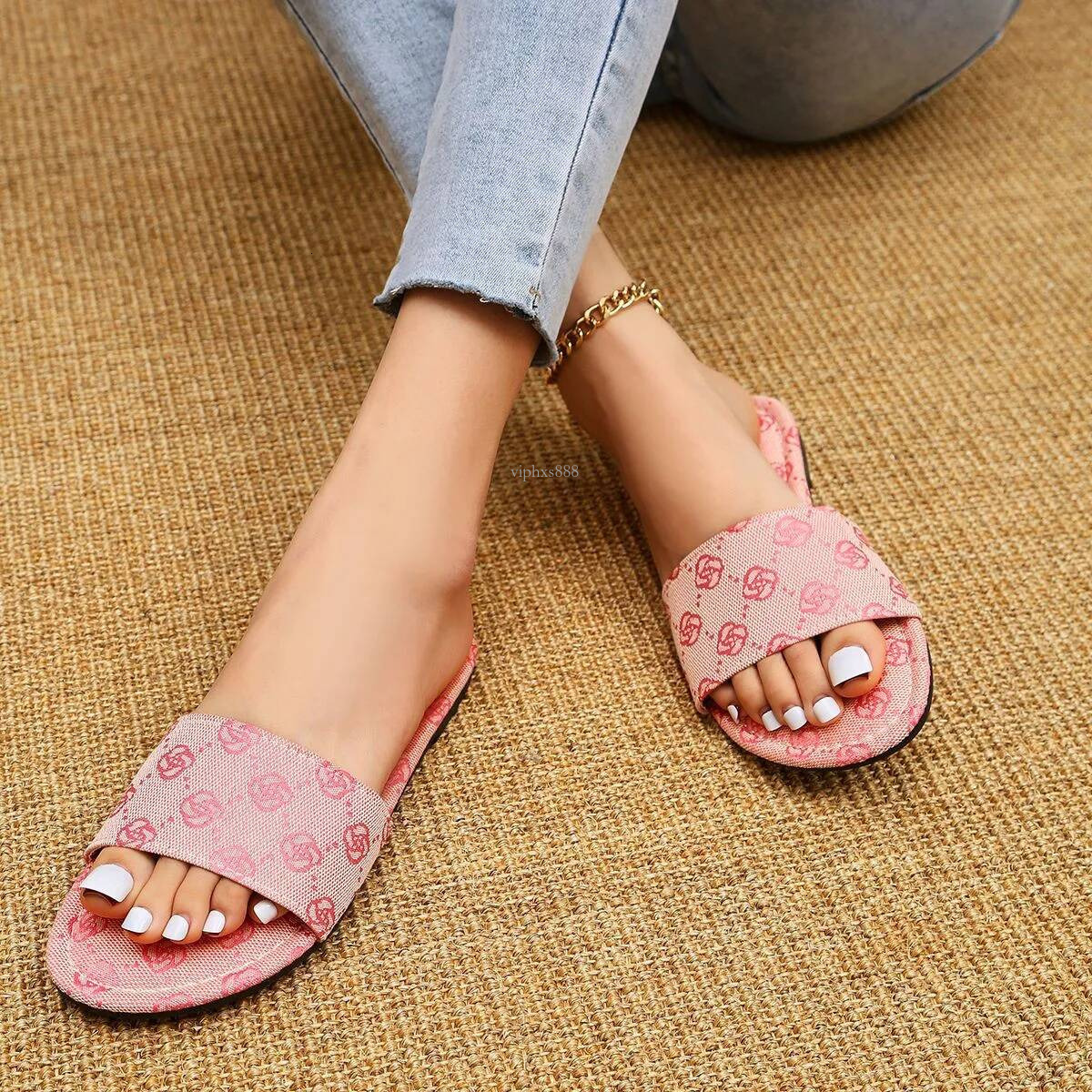Free Shipping Outdoor Beach New Slides Designer Slippers Womans Sandals Flat Fashion Flower Slipper Outdoor Indoor Shoes Women Slide