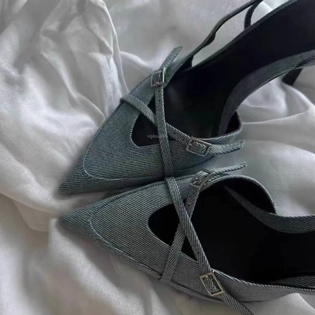 Free Shipping New Dress Shoes Designer Shoes For Womans Bllue Summer New Fashionable Outdoor Beach Versatile Shoes