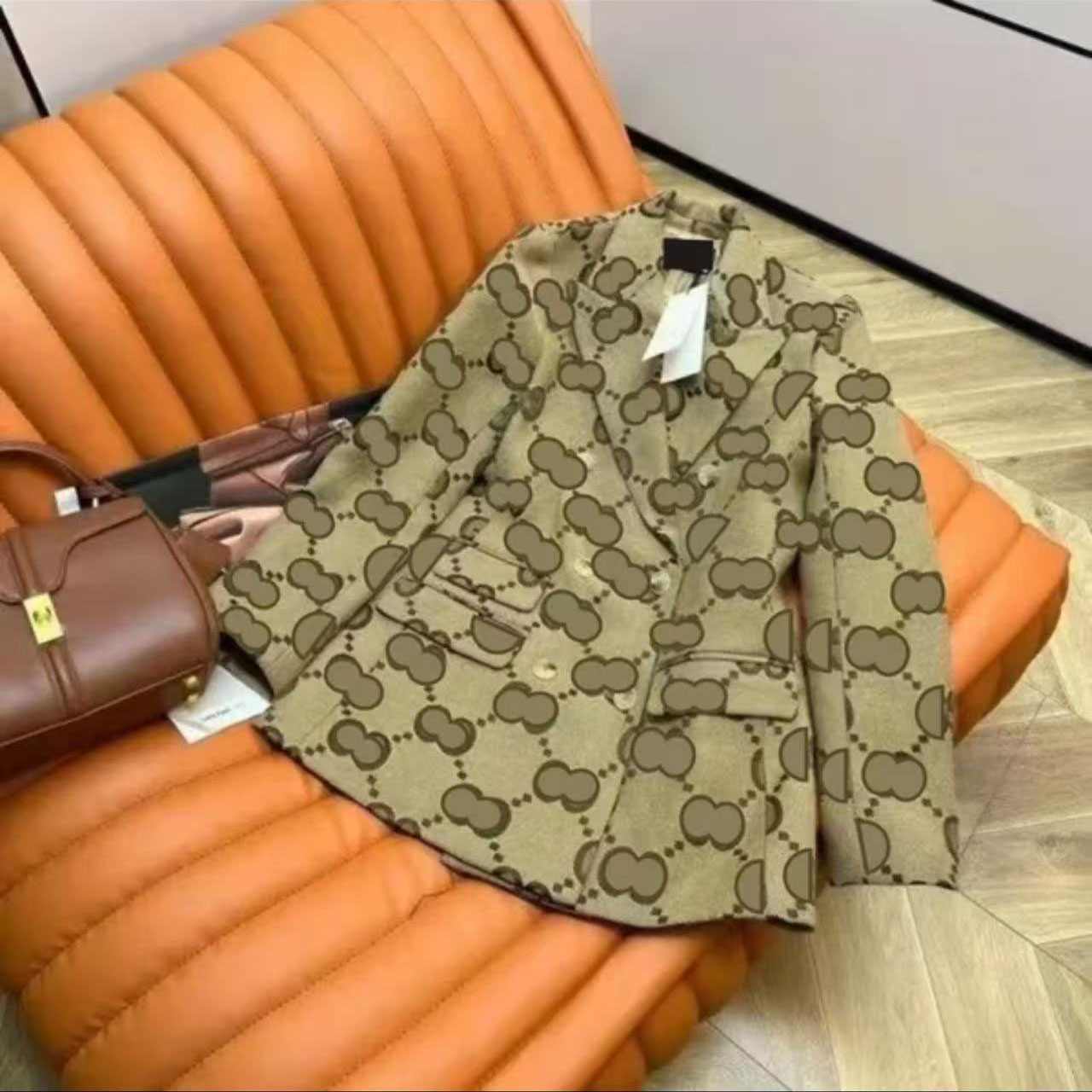 Designer's fashionable men's and women's high-end suit jacket paired with high waisted pants for spring and autumn high-quality sets