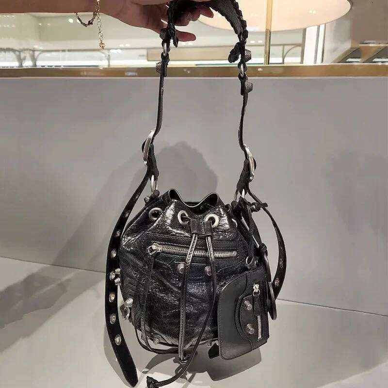 Designer Bag New Style Le Cagole Three In One Cropped Studded Biker Dull Black Drawstring Bucket Bag Genuine Leather Crossbody Single Sho