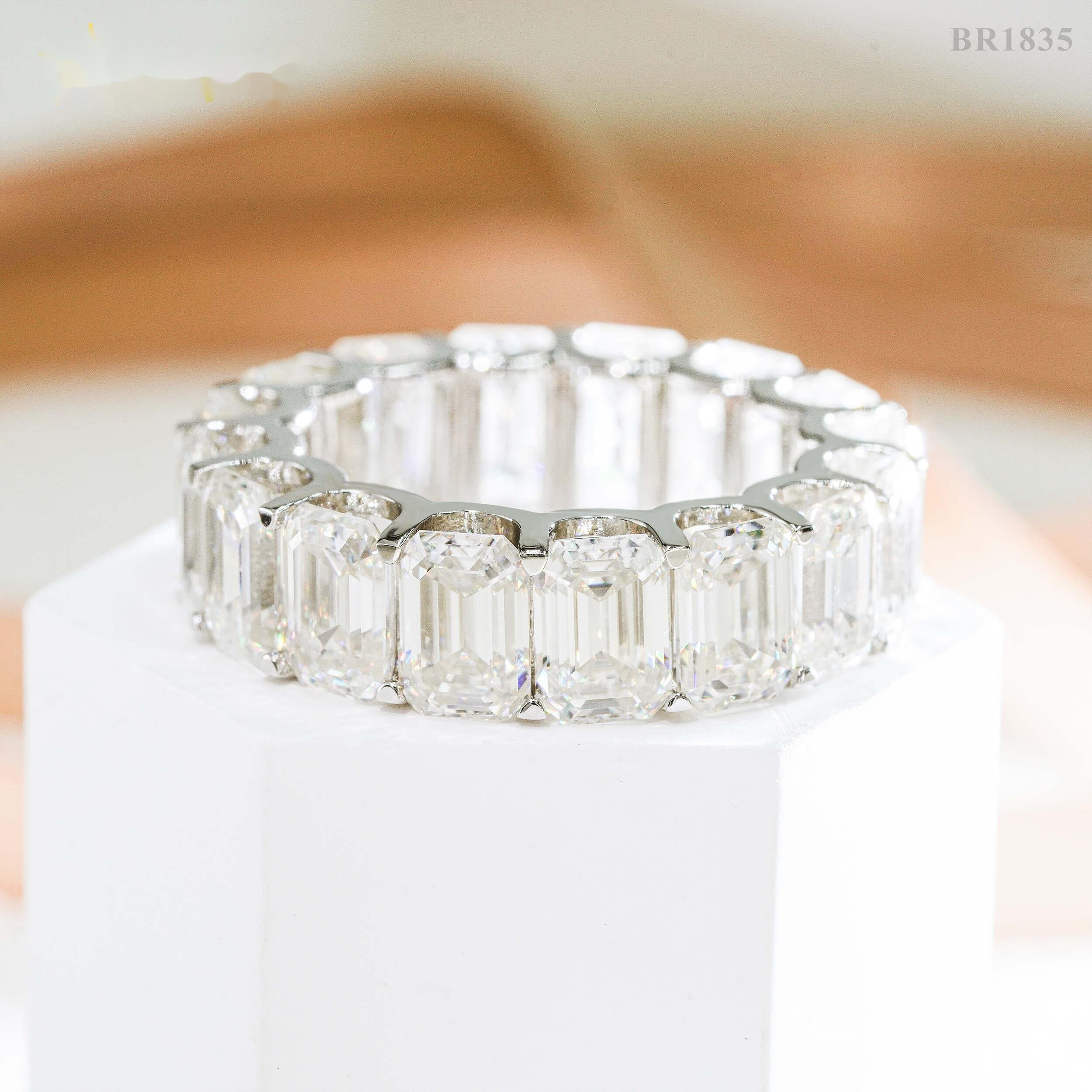 Fine Women Jewelry 925 Sterling Silver Pass Diamond Tester Emerald Cut Eternity Moissanite Ring Engagement Band Ring