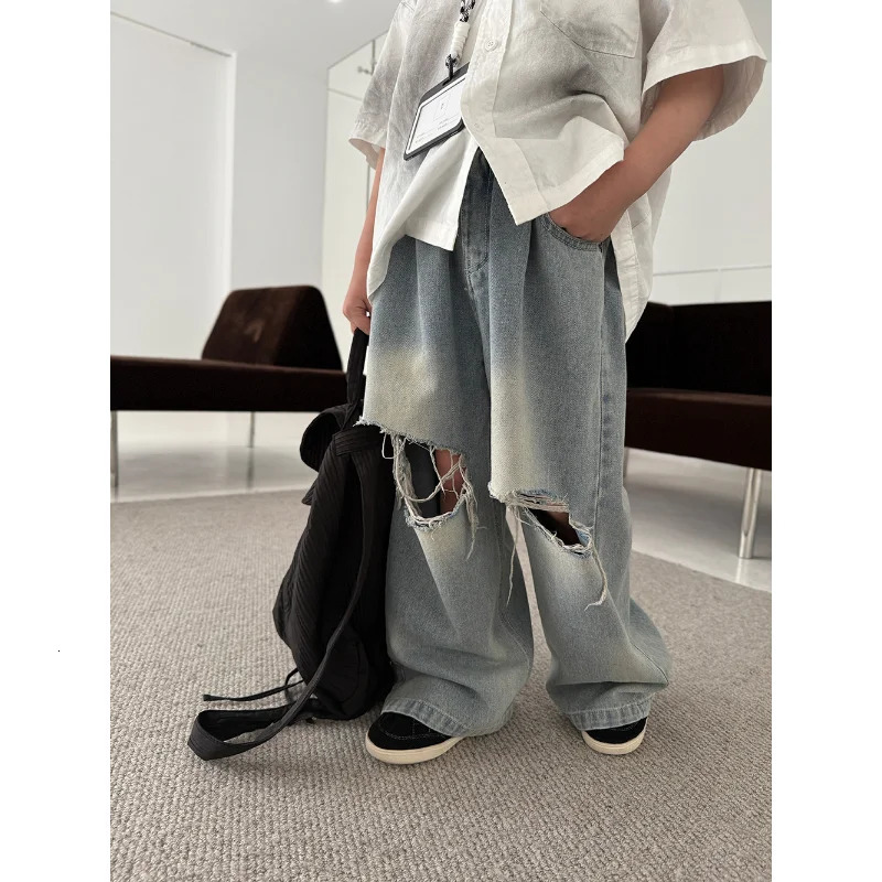 Boys Summer Jeans Childrens Pants Style Fashionable Pants with Holes for Small and Medium-sized Children 250527
