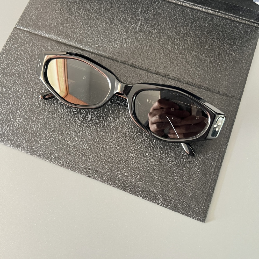 Cyclone Mens Fashion Eyewear: Premium Design w/ UV Protection