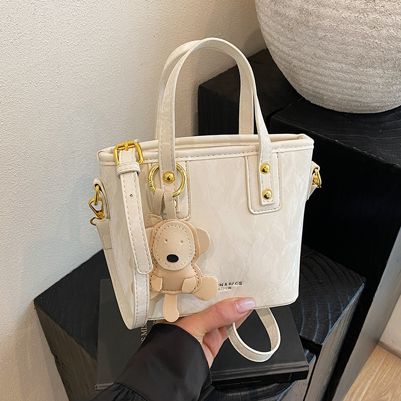 Women s simple multifunctional handbag Korean new fashionable trend shoulder trend bag designer women s casual crossbody bag