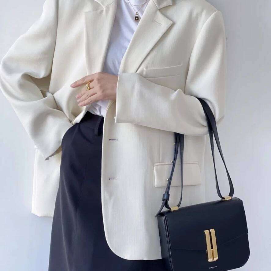 2025 New Tofu Leather Flip Back Diagonal Small Square Retro Simple Underarm Bag Bag Shoulder Bags For Women