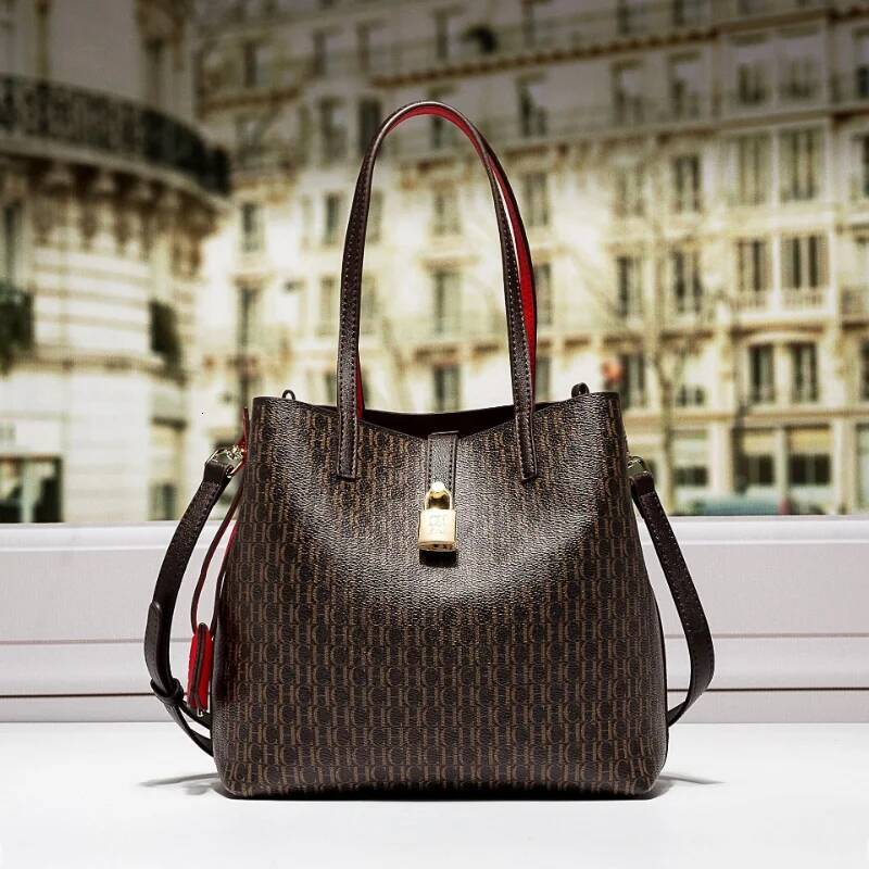 CH Premium Versatile Leather Crossbody Large Capacity Daily Commuter Tote Bag Letter Print Design Ladies Fashion