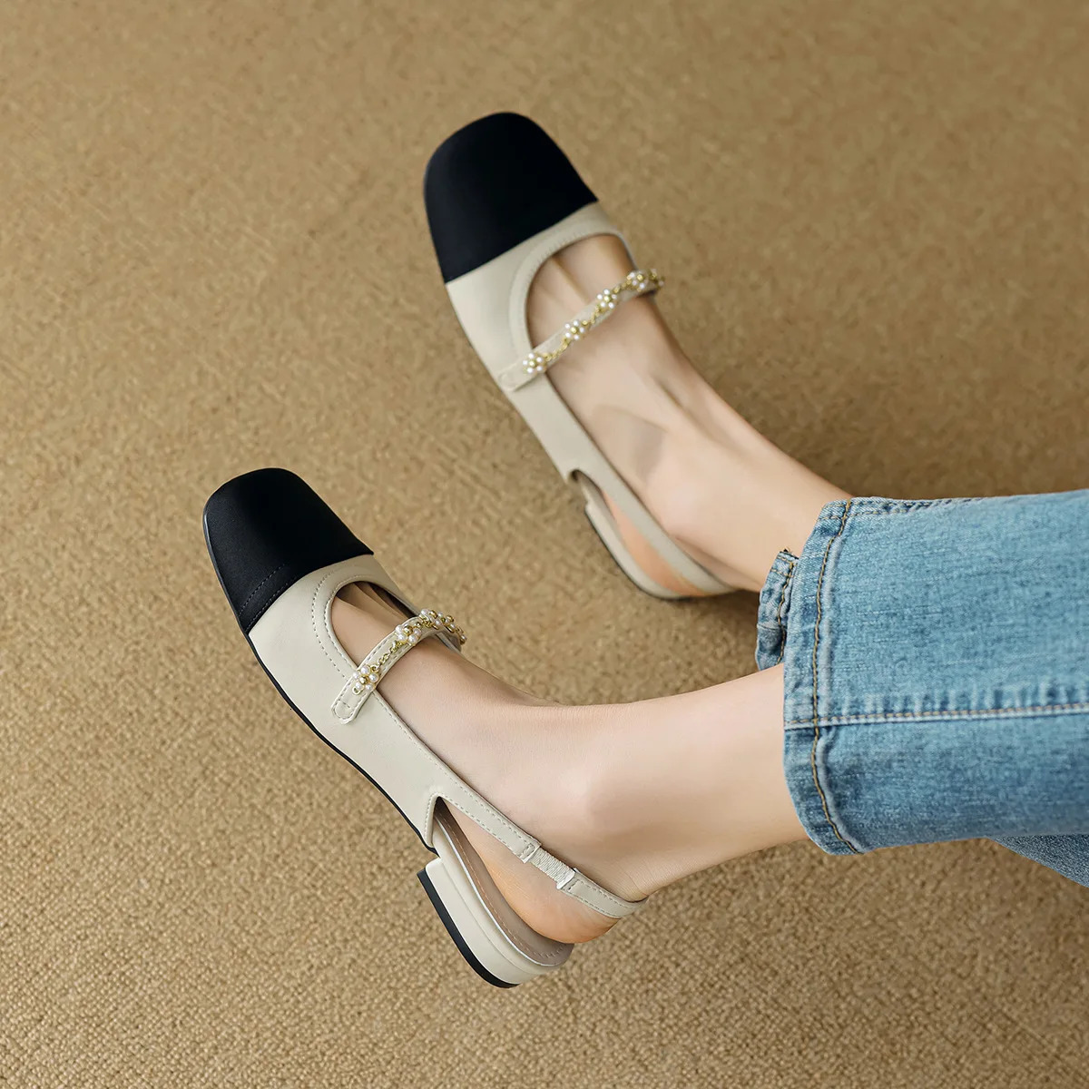 summer women outer sandals Korean style Ladies casual mules low heels Stylish work shoes 41-43 yards 250528