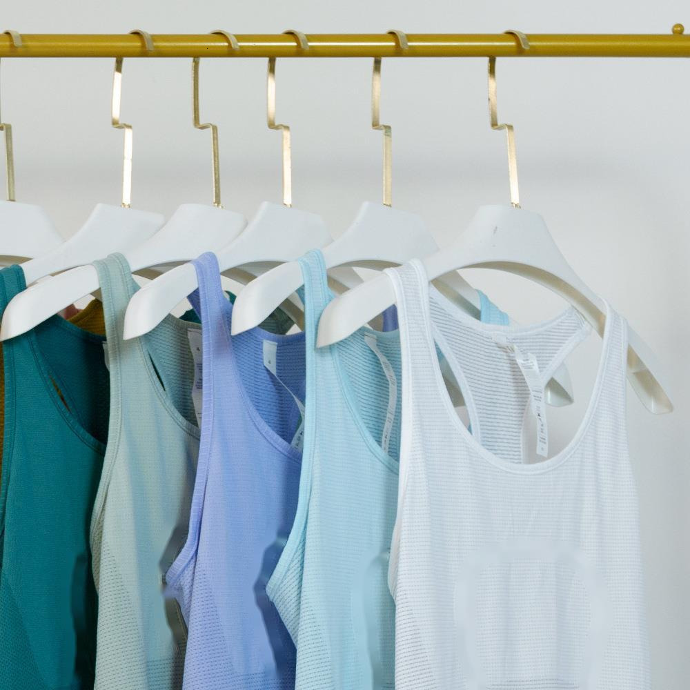 High elasticity seamless tight summer womens sleeveless quick drying sweat wicking breathable knitted skin friendly fitness yoga vest