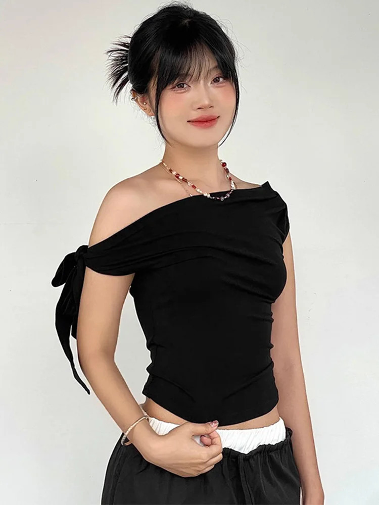 WomenS Summer Ins Style Shrink Pleated One-Shoulder Crop Top Backless Twist Tie Asymmetric T-Shirt Casual Top 250527