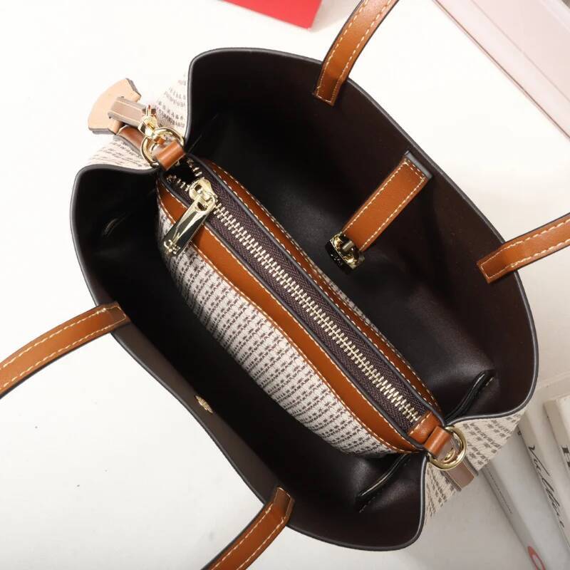 CH Premium Versatile Leather Crossbody Large Capacity Daily Commuter Tote Bag Letter Print Design Ladies Fashion