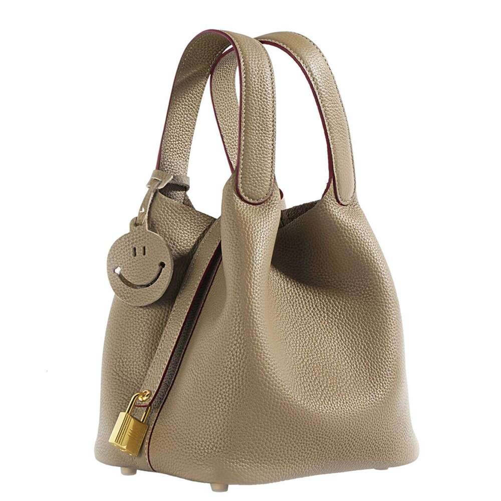 Designer Bag Head Layer Cowhide Vegetable Basket Genuine Leather Bucket Bag Women S Niche Design Large Capacity Handbag Gold Hardware
