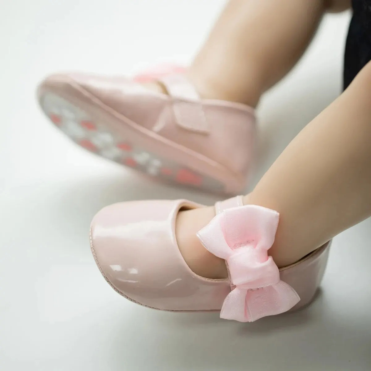 Meckior Baby Girls Shoes PU Leather Bowknot Flat Non Slip Rubber Sole Toddler First Walkers Princess Wedding Dress Girl Shoes 250526