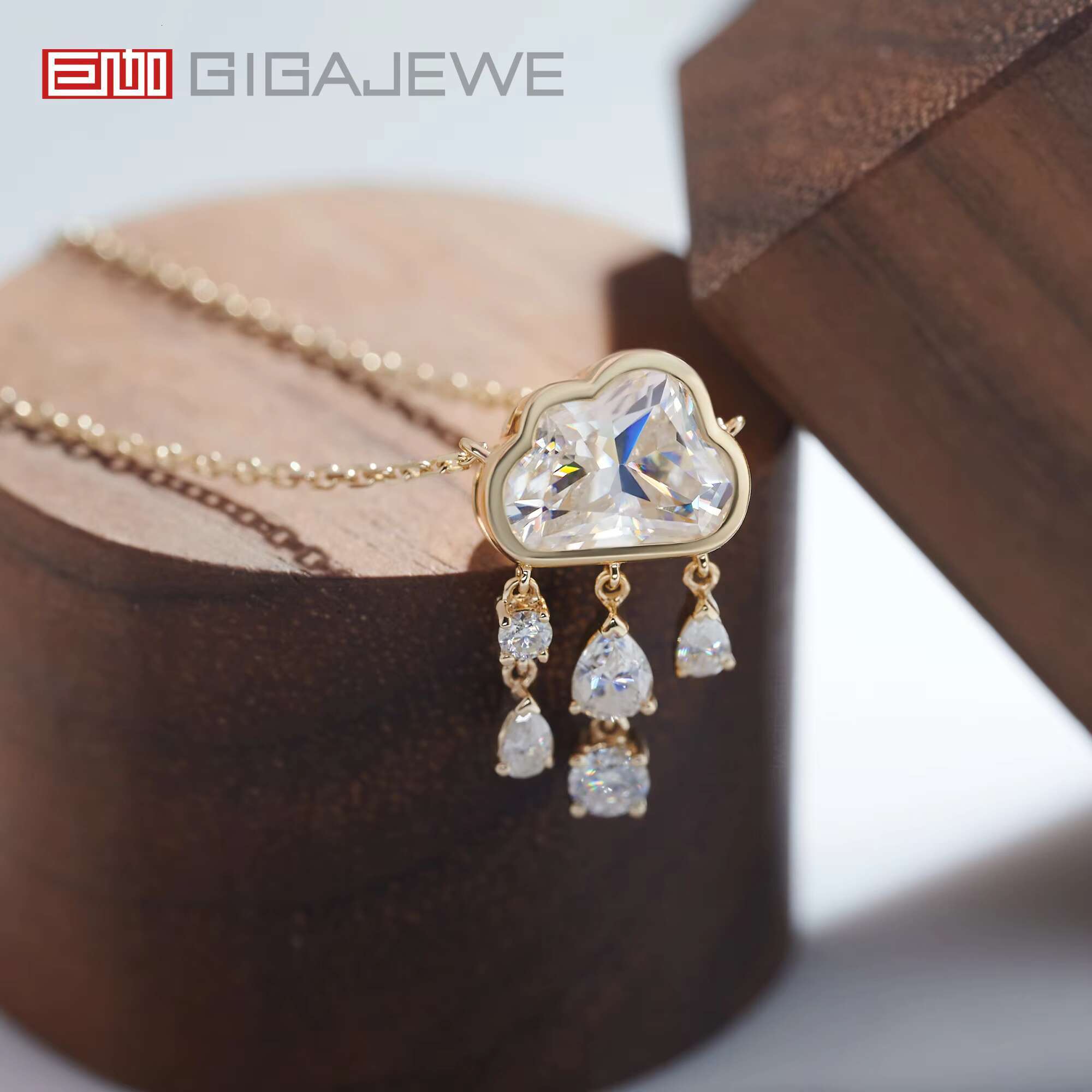 GIGAJEWE 9K/14K/18K Yellow Solid Gold 7*9 MM 2ct Round Cut White D Moissanite Elegant Necklace Rain Cloud Necklace Gift