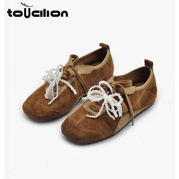 Lace Up Single Shoe Women's 2025 New Color Blocked Casual Bean Shoes Women's Versatile Soft Sole Small Leather Shoes Designer Shoes Light Lu