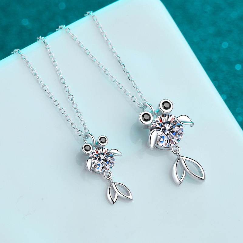 925 Sterling Silver Moissanite Koi Fish Pendant Necklace with PT950 Plating, Symbolizing Good Luck and Prosperity, Elegant Jewelry for Women