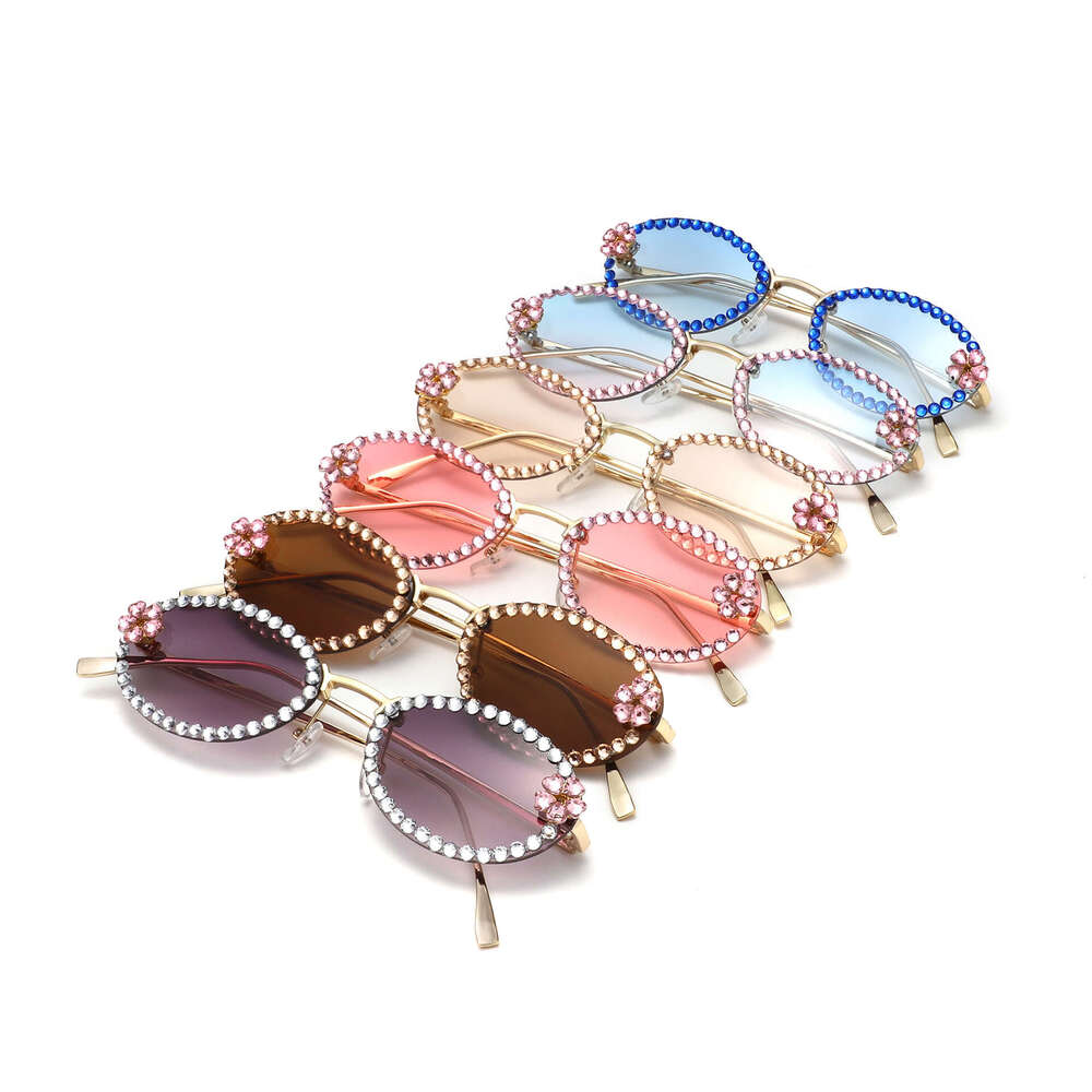 Full Oval Frame High-End Ins Style Sunshade for Women Photo Shoot Styling Inlaid Diamond Retro Sunglasses