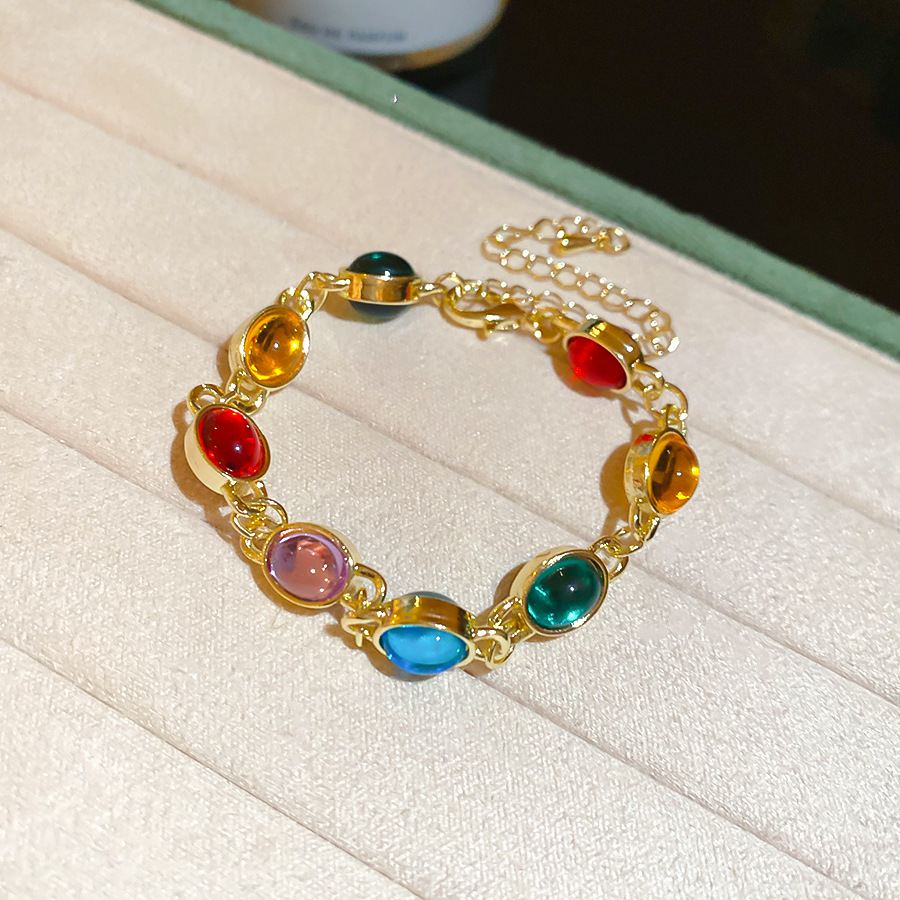 Dopamine Oval Bracelet Ear Hook Necklace Vintage Elegant High-end Jewelry Set Light Luxury Versatile Accessories for Women - view 5