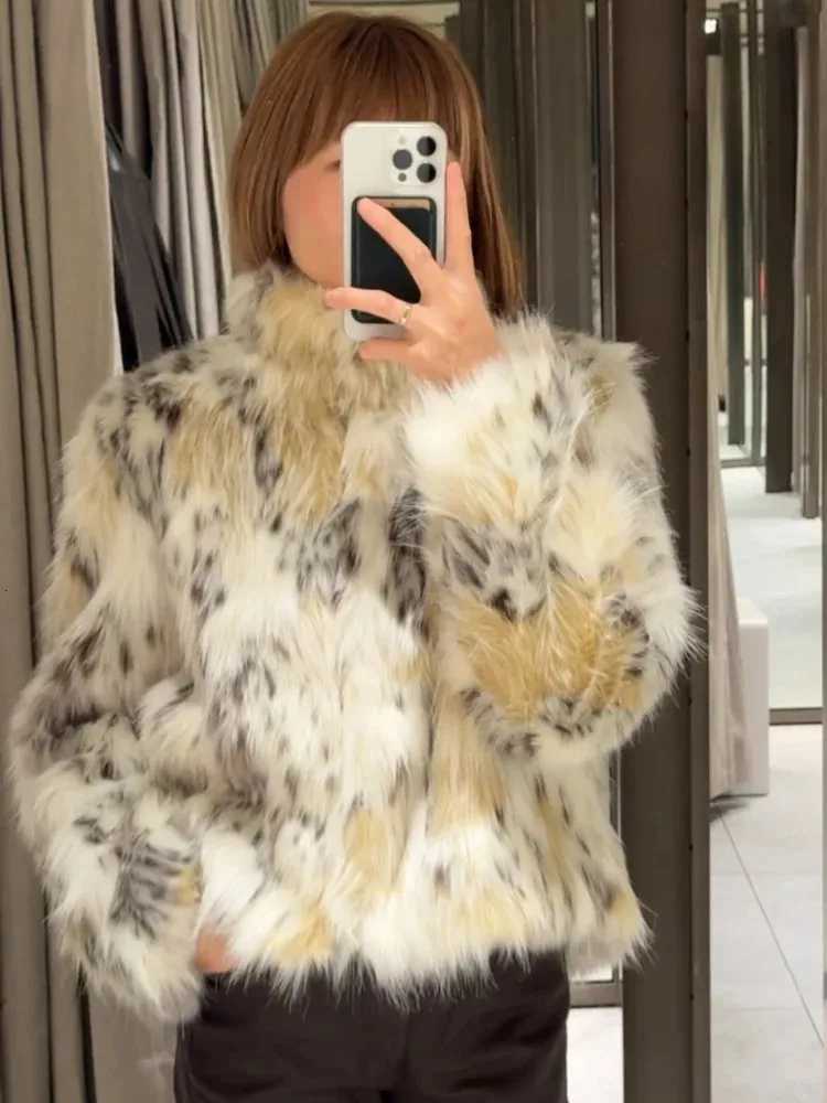2025 Winter Animal Print Fluffy Faux Fur Coats For Women Chic Thick Warmth Stand Collar Jacket Street Lady Long Sleeve OuterwearT251201