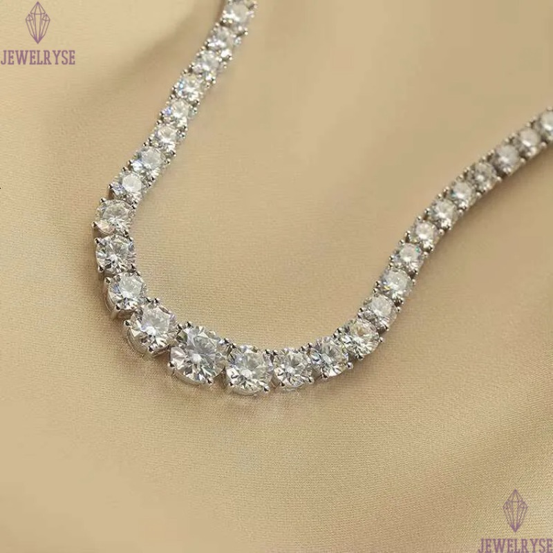AAA Gems White Gold Vermeil Graduated Size 3.5mm VVS Moissanite Dia Tennis Chain Necklace for Women Fine Craftsmanship Precise Setting of Moissanite S
