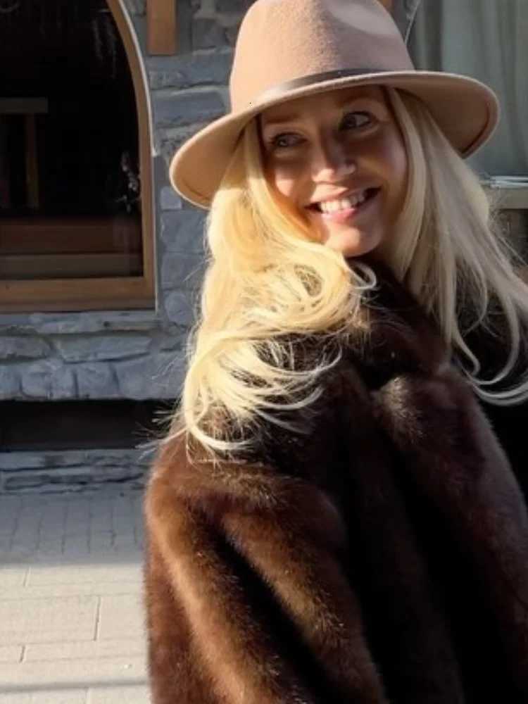 Elegant Plush Faux Fur Maxi Lapel Coat Women Winter Plush Warm Jackets Full Sleeve Loose Fit New Elegant High Street OvercoatsT251201