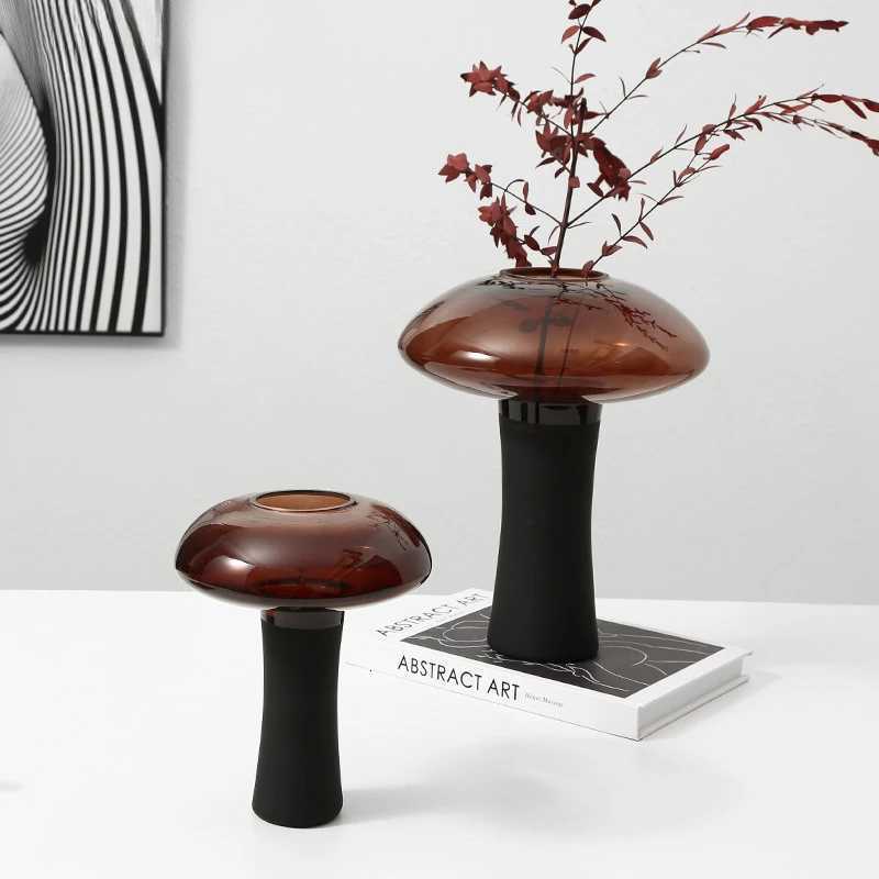 Vase Transparent shro Shape Flower Arrangement Accessories Burgundy Thin Waist Decorative Crafts Y251201