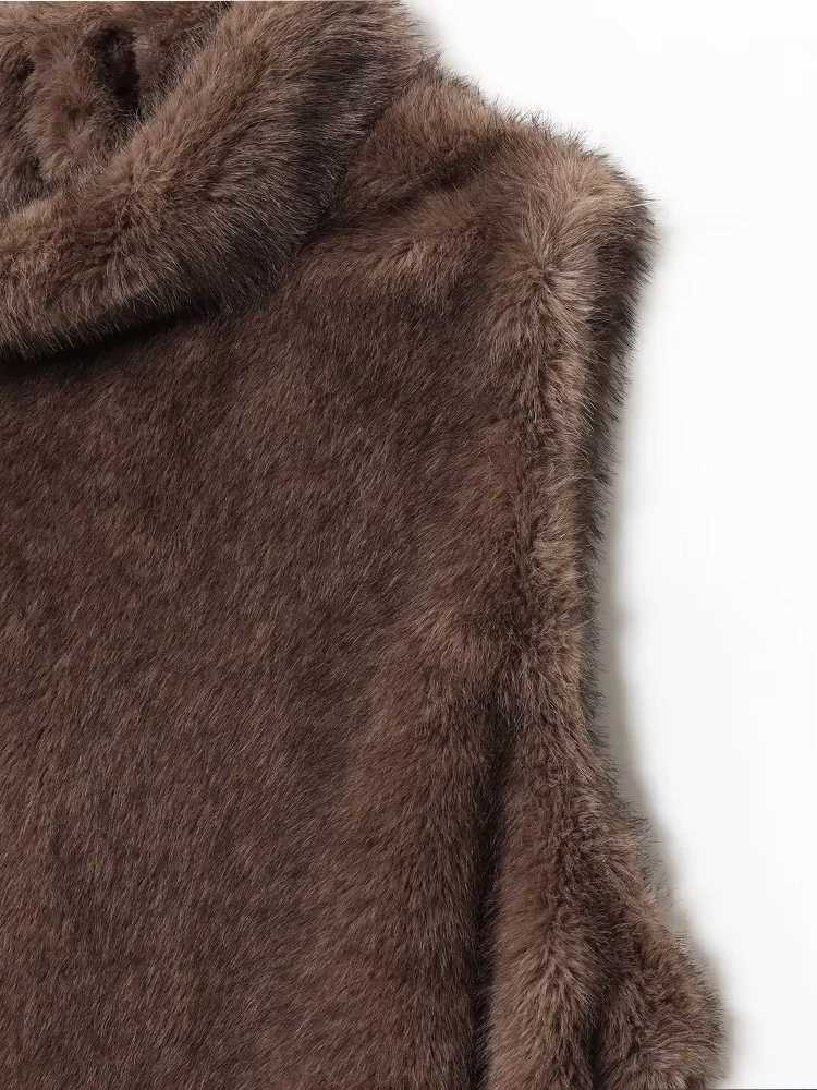 European and American style autumn new womens casual temperament simple artificial fur effect sleeveless with belt jacketT251201