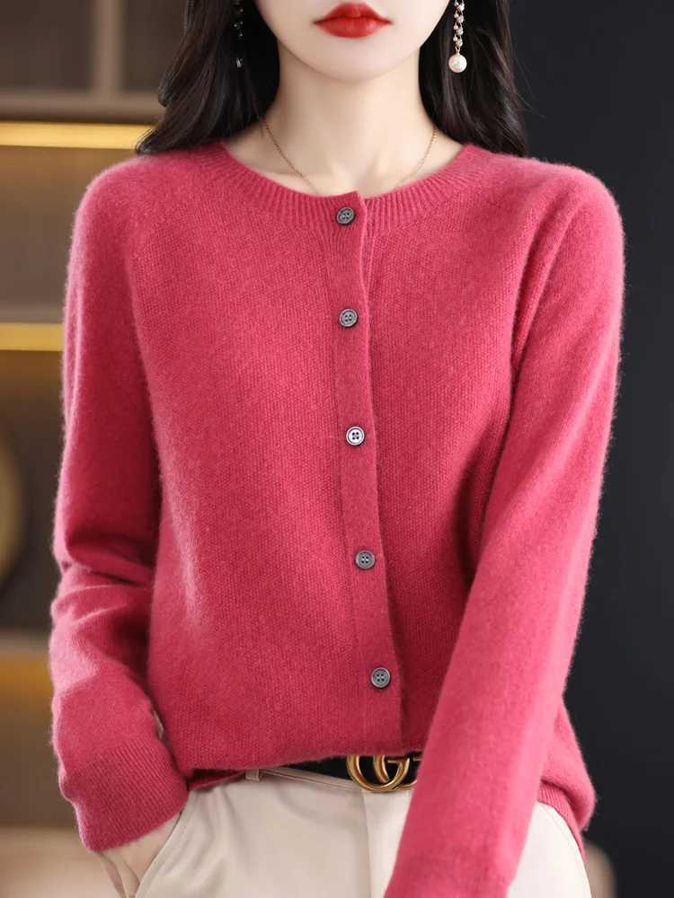2024 New Chic Womens Basic O-neck Cardigan 100 Merino Wool Sweater Soft Grace Knitwear CoatSpring Autumn Female Clothes Tops M260306