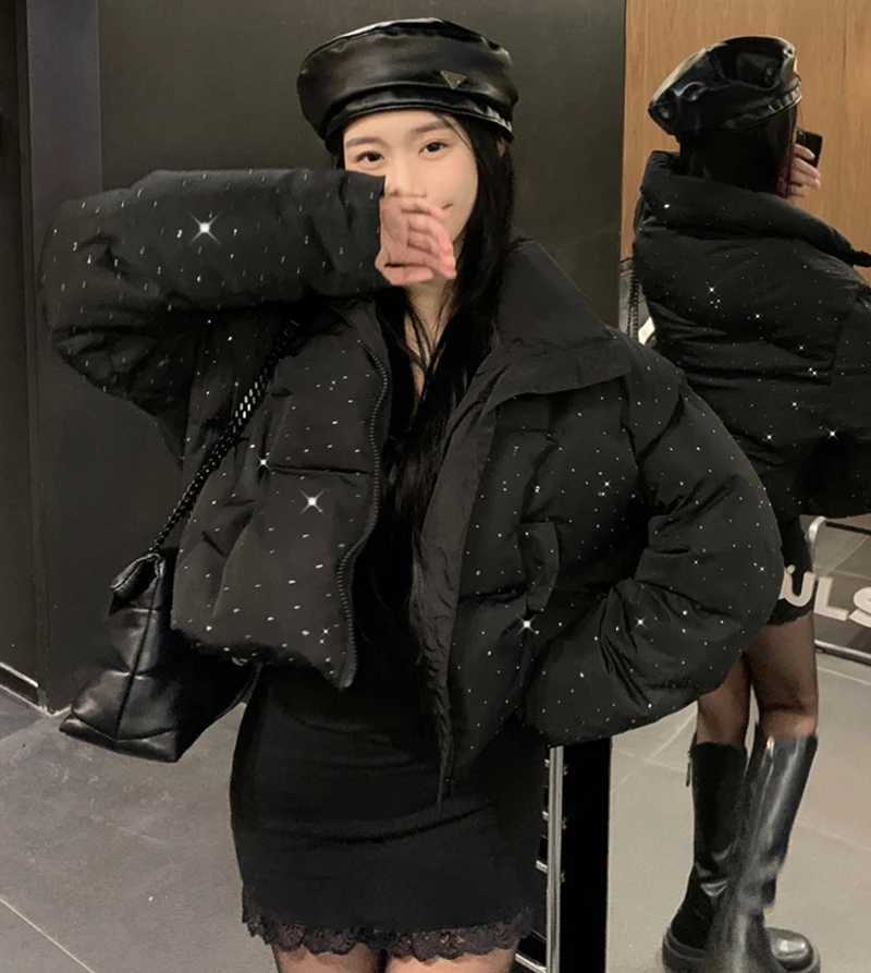 2025 New Winter Clothing Parkas Womens Outwear Short Coats Korean Rhinestone Coat Ladies Thickened Warm Cotton Puffer JacketsT251201