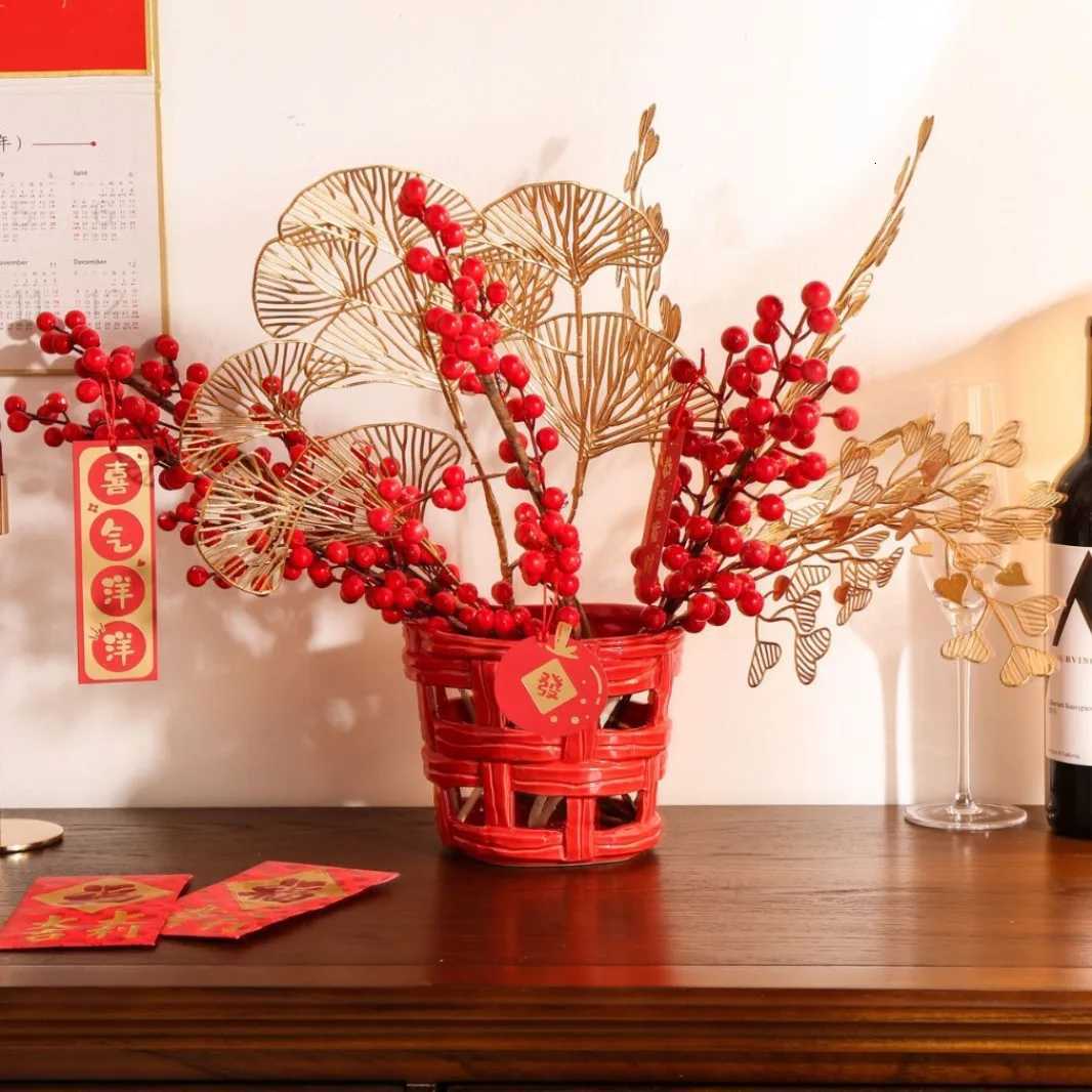 Red Love Ceramic Vase High-grade Ins High-value Flower-arranging Table Top-grade Vase He New Year Decoration Ornaments Y251201