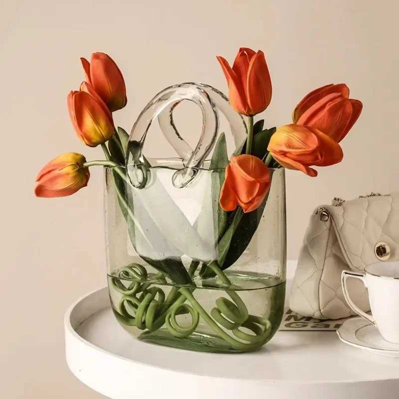Nordic Vase He Decor Ins Style Bag Vase Designer Handbag Hydroponic Flower Basket Fish Farming Fishbowl Y251201