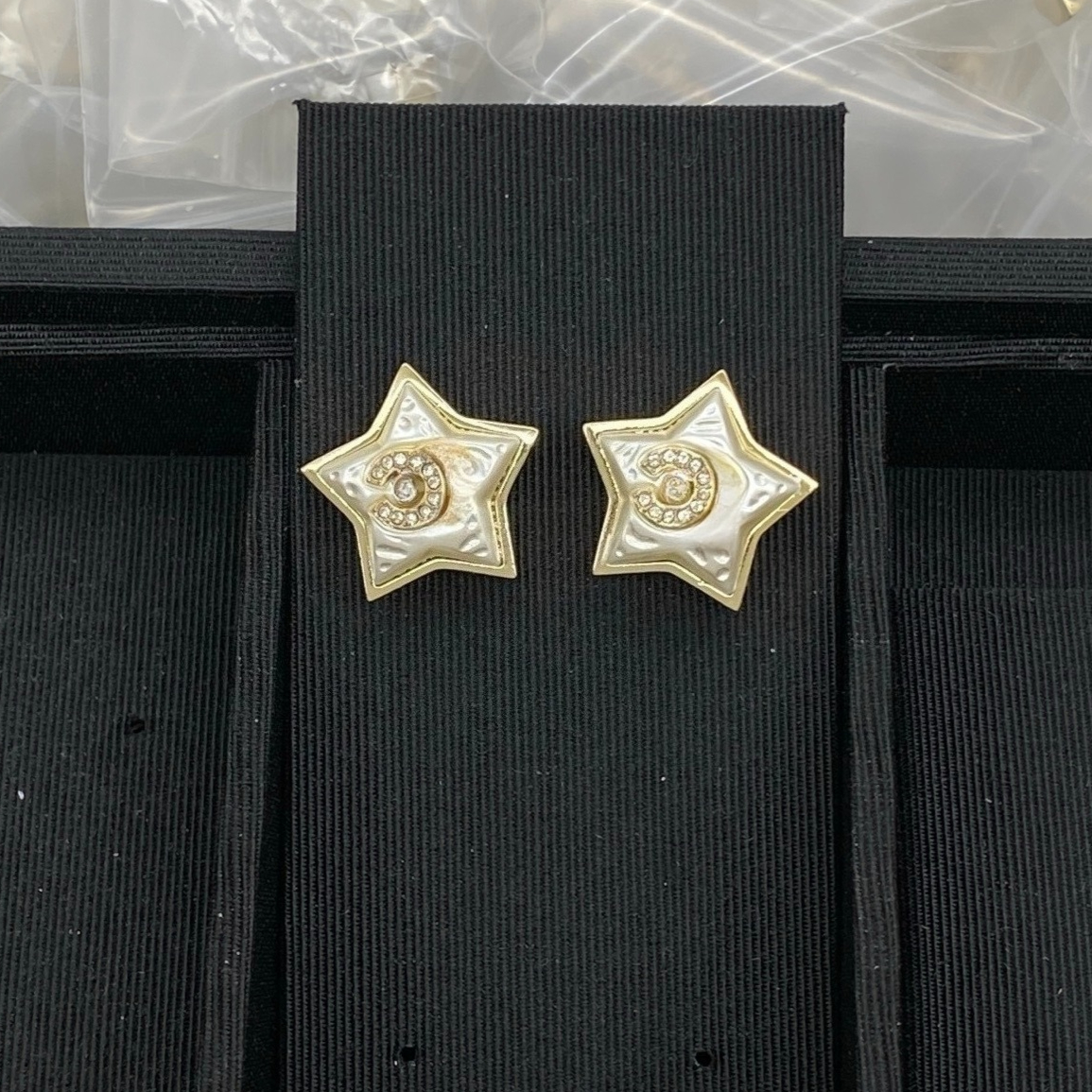 Luxury Designer Earrings 18K Gold Plated Letter Vintage Stud Earrings Women Party Wedding Accessories Gift