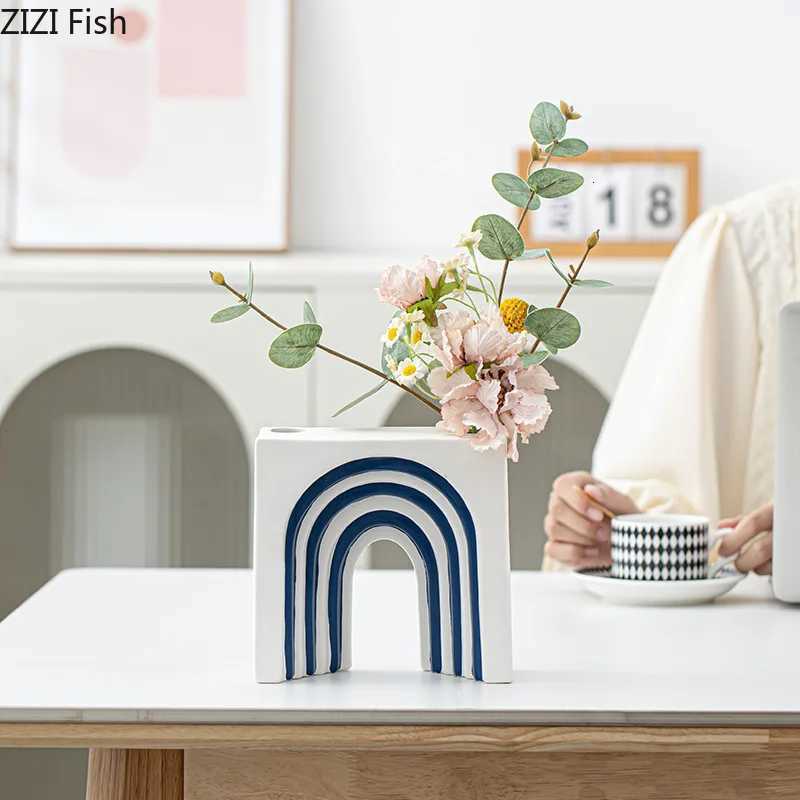 Blue and White Stripes Ceramic Vase Desk Decoration Artificial Flower Decorative Flower Arrangement Vases Ro Aesthetic Decor Y251201