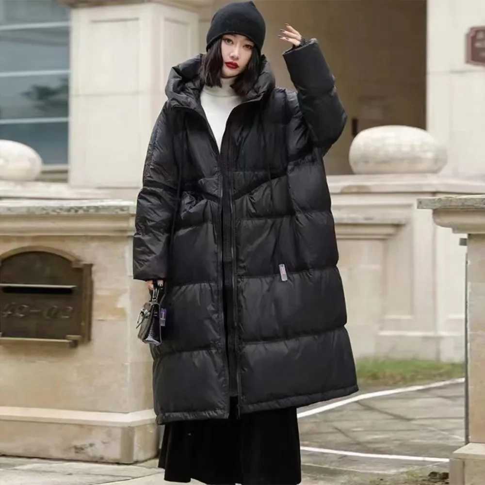 2024 New White Duck Down Jacket Hooded Winter Women Oversize Long Puffer Coat Female Thick Warm Loose Parkas Outwear PocketsT251201