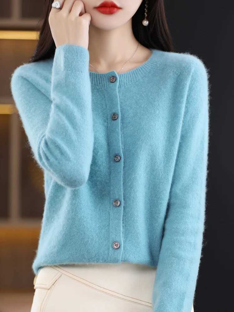 2024 New Chic Womens Basic O-neck Cardigan 100 Merino Wool Sweater Soft Grace Knitwear CoatSpring Autumn Female Clothes Tops M260306