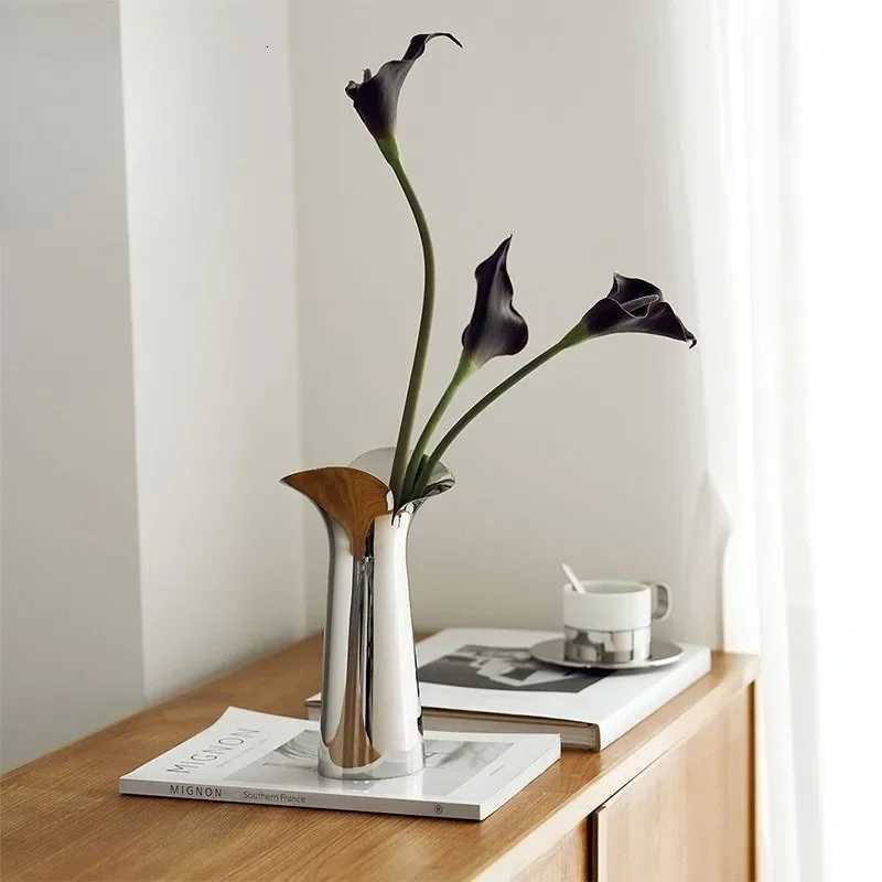 Nordic Luxury Ceramic Vase Silver Plated Modern Floral Arrangement Artistry for Living Ro Dining Table He Decor Y251201