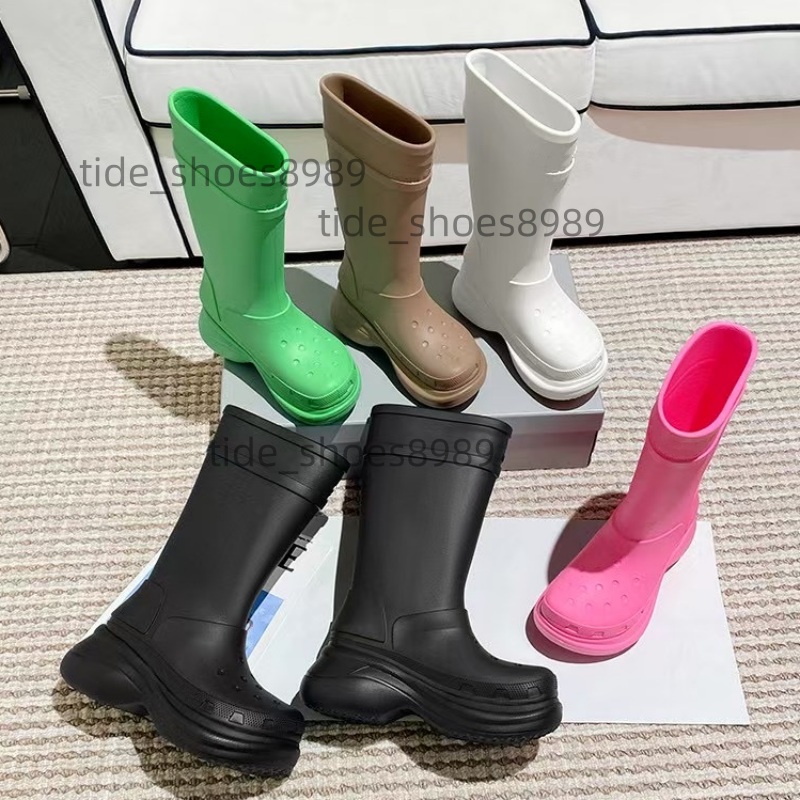 Famous Brand Women's Boots Rain Shoes Top Designer Fashion Track Triple Black and White Gomma Leather Nylon Print Waterproof Work Shoes Outdoor Casual 35-42